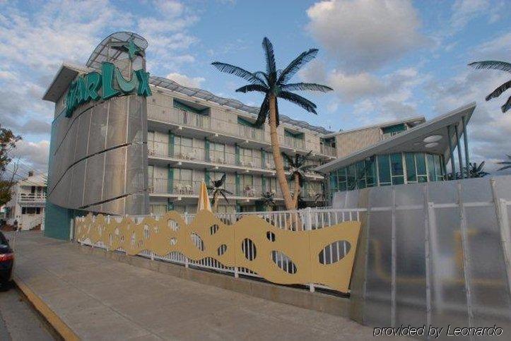 The Starlux Hotel Wildwood Exterior photo